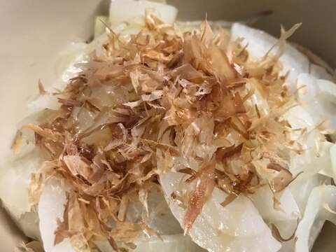 おつまみにも 簡単すぎる新玉ねぎの温サラダ